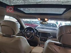 جیپ گراند شیرۆکی